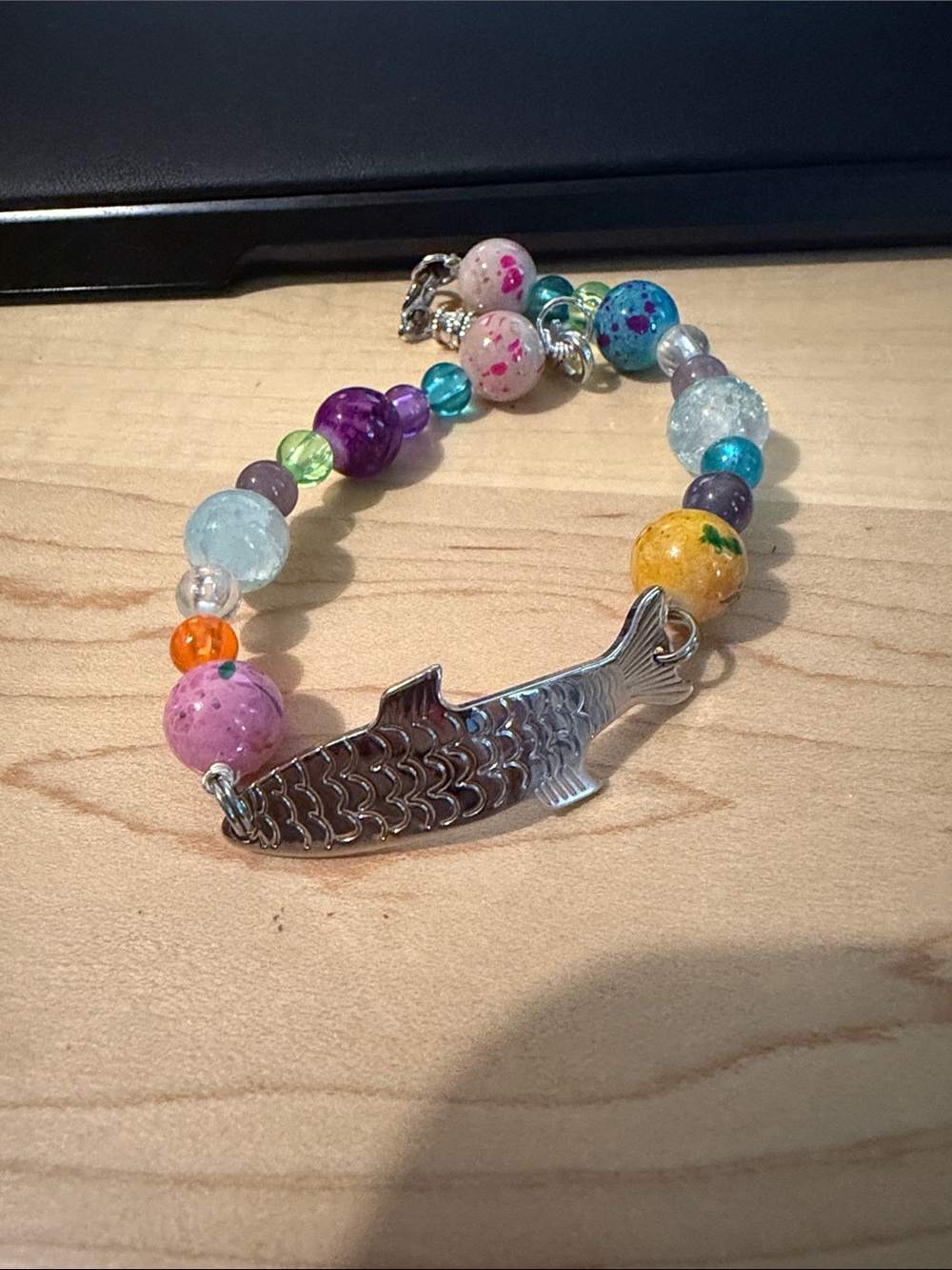 Colorful Fish Charm Beaded Bracelet - Multicolor Handmade